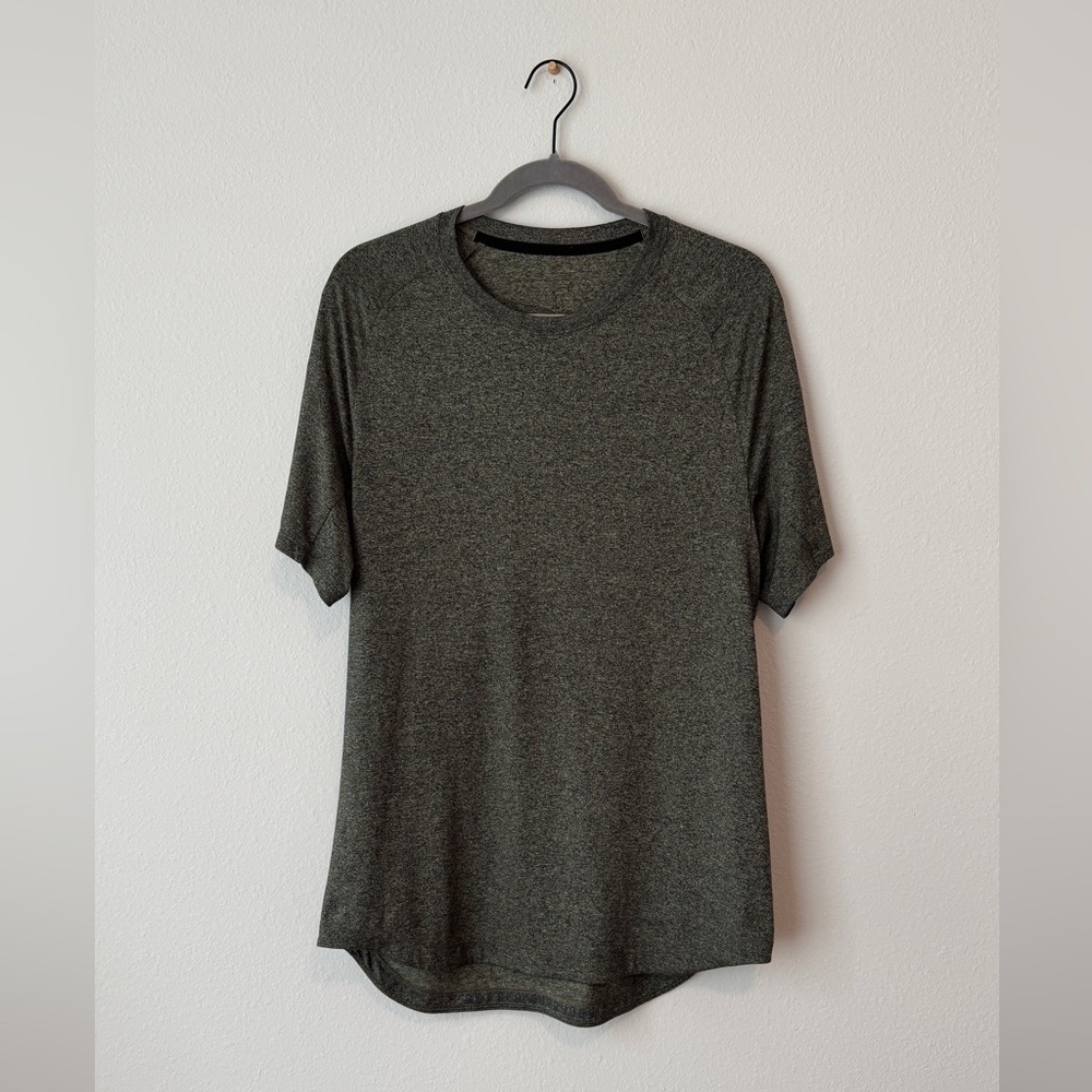 Men's Short Sleeve Performance T-Shirt - Olive Gray
